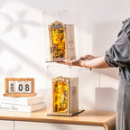 Display Case | Book Nook DIY