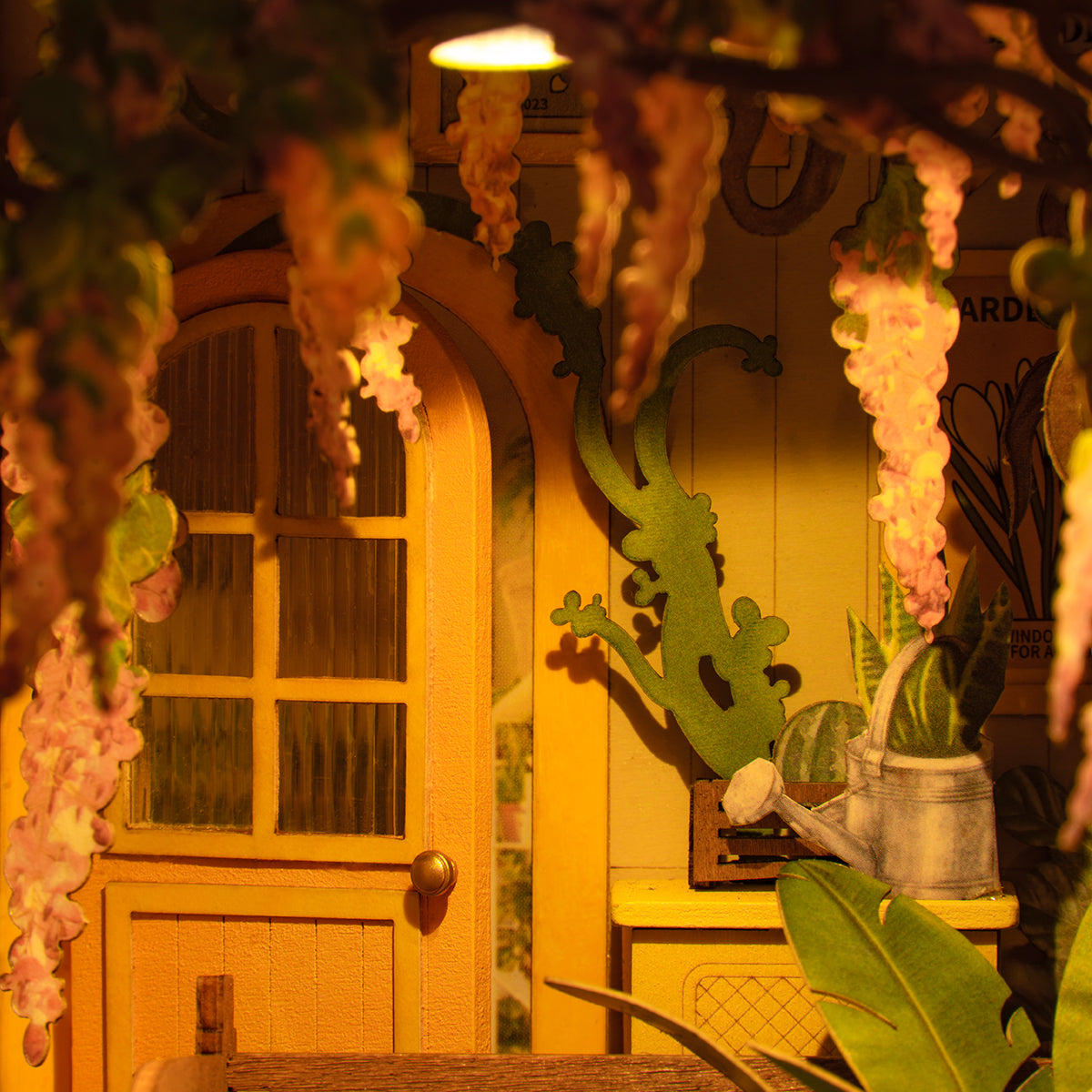 Garden House | Book Nook DIY