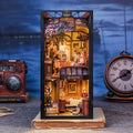 Mystery on the Train | Book Nook DIY