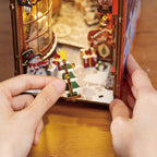 Festive Street | Enchanted Christmas | Book Nook DIY