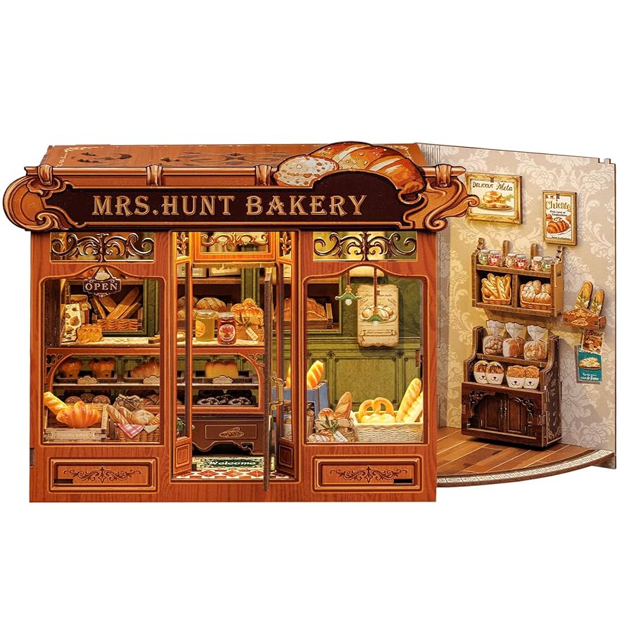 Mrs. Hunt’s Bakery | Miniature House DIY