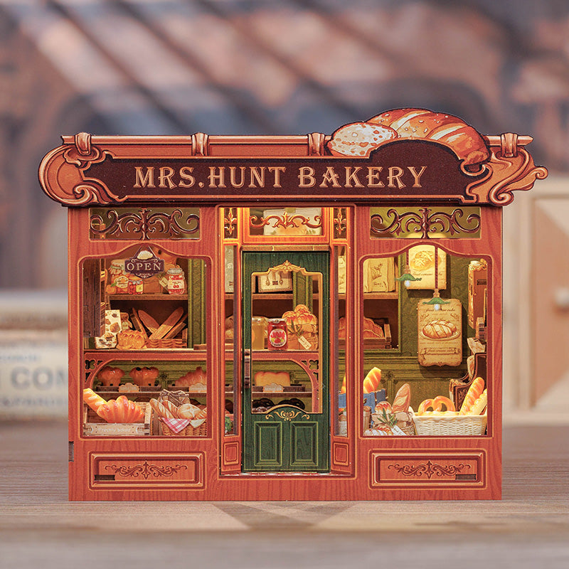 Mrs. Hunt’s Bakery | Miniature House DIY