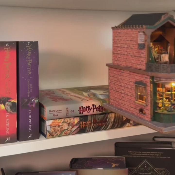 Twilight Bookstore | Miniature House DIY