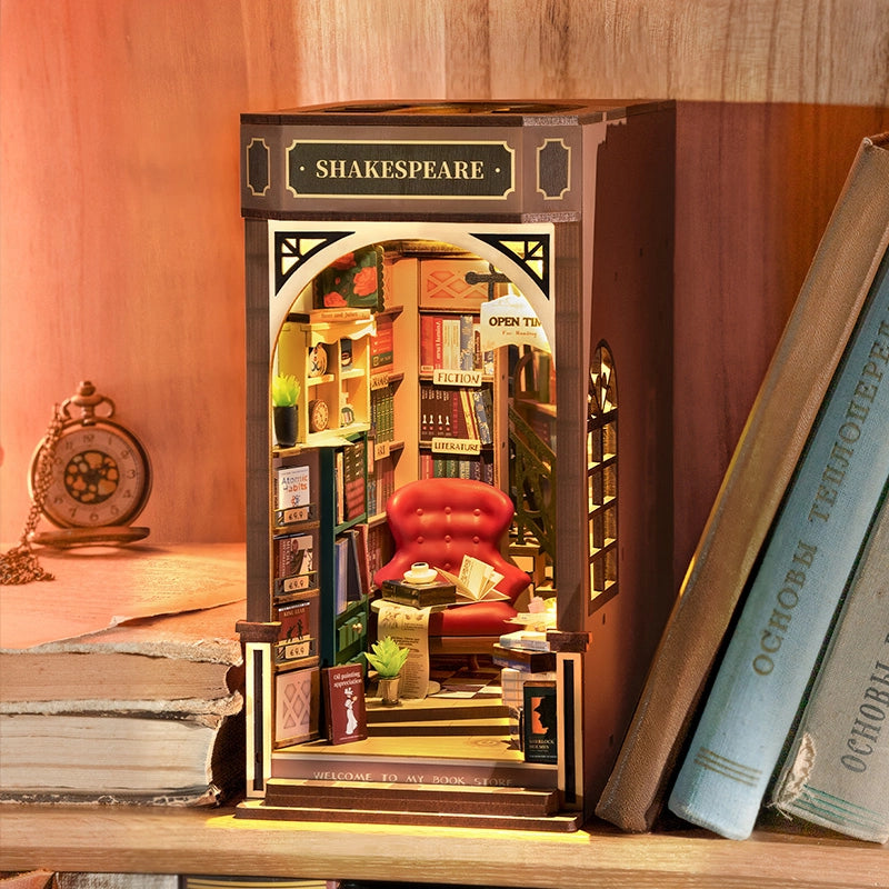 Shakespeare’s Bookshop | Book Nook DIY